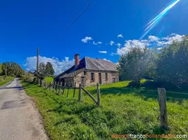 House for sale la croisille sur briance, limousin, Li905 Image - 2