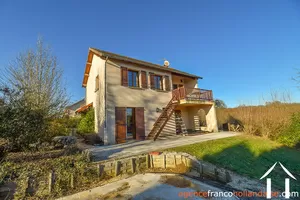 House for sale st germain les belles, limousin, Li955 Image - 1