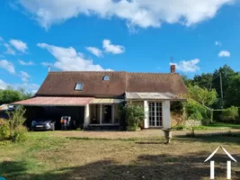 Farmhouse for sale ainay le chateau, auvergne, AP030071007 Image - 9