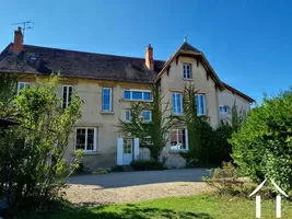 Character house for sale bessay sur allier, auvergne, AP030071041 Image - 10