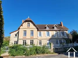 Character house for sale bessay sur allier, auvergne, AP030071041 Image - 1