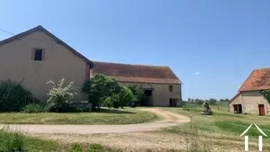 Farmhouse for sale bourbon l archambault, auvergne, AP030071047 Image - 13