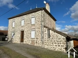 House for sale arronnes, auvergne, AP030071064 Image - 1