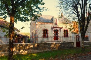 Ready to use house on village's  edge,  beautiful Morvan, Burgundy.