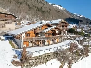 Exceptional 5 bedroom chalet - panoramic view  Ref # C6002 