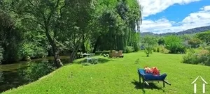 Winegrower house with guest apartment & garden on riverbank Ref # 09-6918 