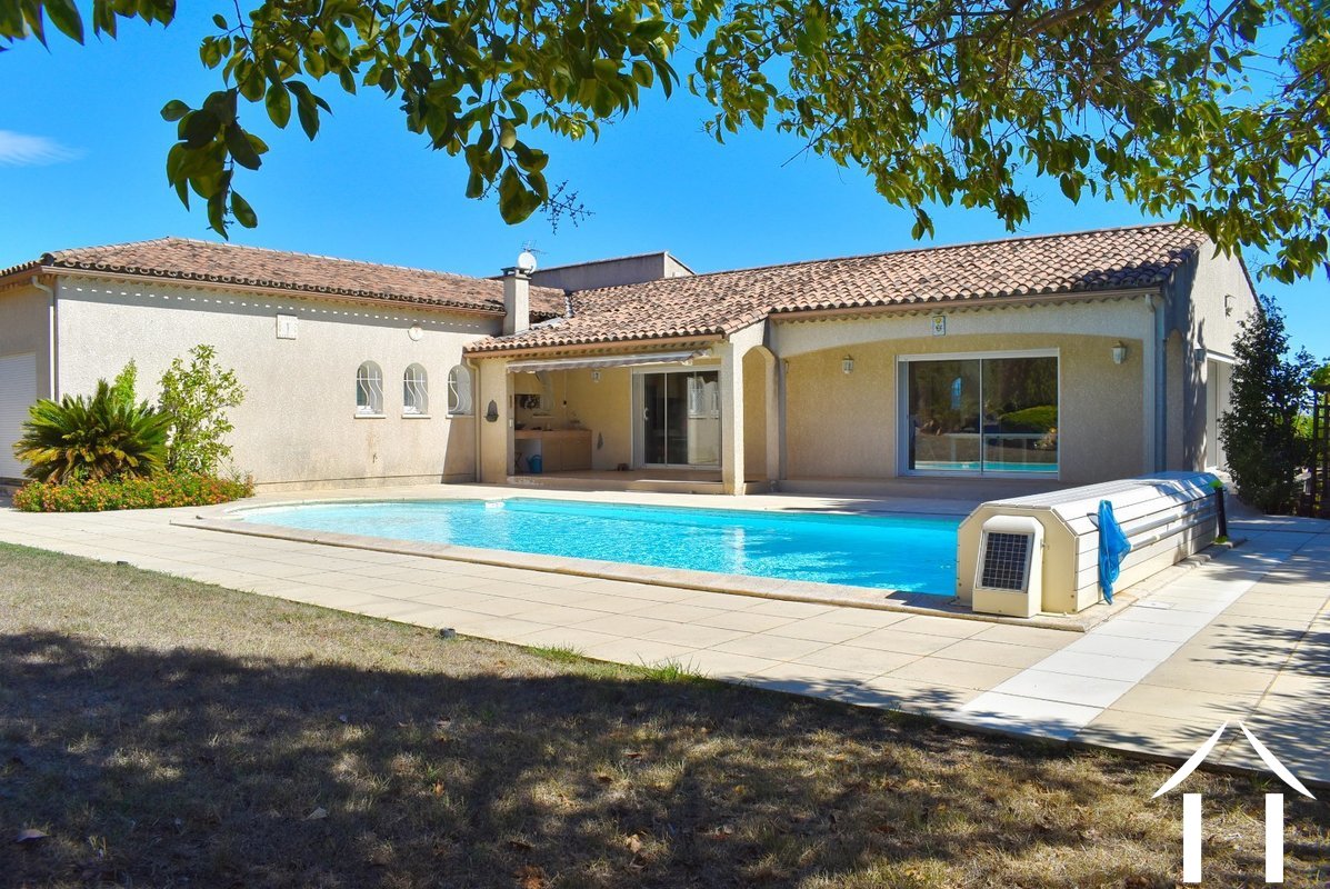 Property and houses for sale by estate agent France4u